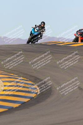 media/Dec-18-2022-SoCal Trackdays (Sun) [[8099a50955]]/Turns 9 and 10 Set 2 (1055am)/